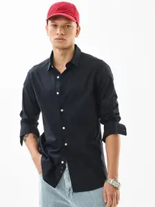 Snitch Men India Slim Fit Solid Spread Collar Cotton Casual Shirt