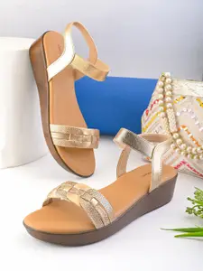 pelle albero Women Open Toe Flats