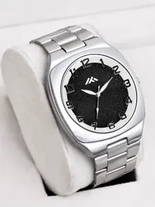 ON TIME OCTUS Men Brass Dial & Stainless Steel Bracelet Style Straps Analogue Watch MT-412