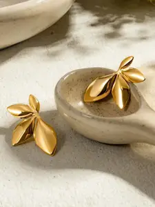 Niscka Gold-Plated Floral Shaped Studs