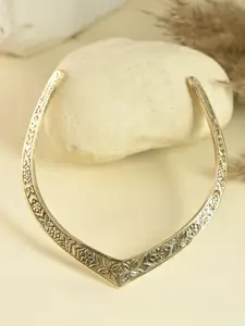 Silvermerc Designs Gold-Plated V Shaped Floral Necklace