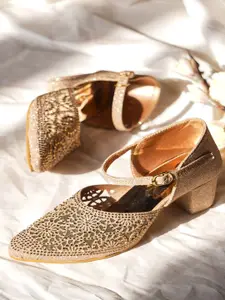 Froh Feet Women Embellished Block Sandals