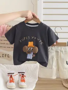 StyleCast x Revolte Boys Cartoon Printed Pure Cotton Round Neck T-shirt & Trousers