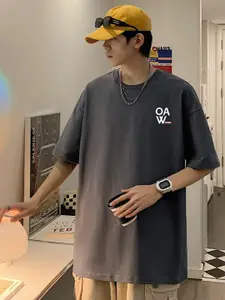 StyleCast x Revolte Men Printed T-shirt