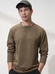 HIGHLANDER Men Drop-Shoulder Sleeves T-shirt