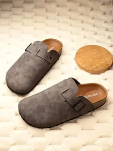 UNDERROUTE Men Slip-On Comfort Sandals
