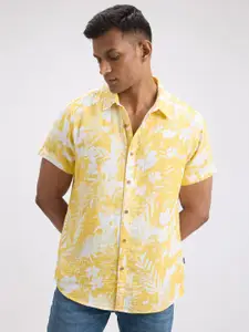 Pepe Jeans Men Floral Opaque Printed Casual Shirt