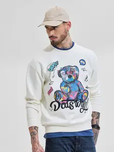 Snitch Men Off White Graphic Printed Sweatshirt