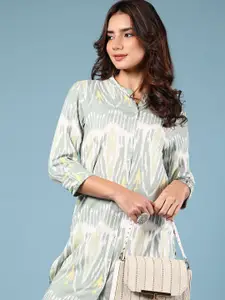 V-Mart Geometric Printed Mandarin Collar A-Line Kurta