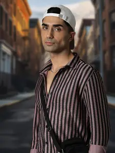 Kook N Keech Men Standard Opaque Striped Casual Shirt