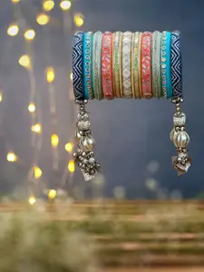 Taasha Craft Vina Set Of 11 Thread Bangles