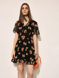 ONLY Printed Tie-Up Fit & Flare Mini Dress