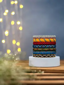 Taasha Craft Set Of 7 Thread Bangles
