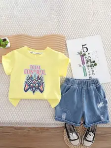 StyleCast x Revolte Boys Typography Printed Round Neck T-shirt With Shorts