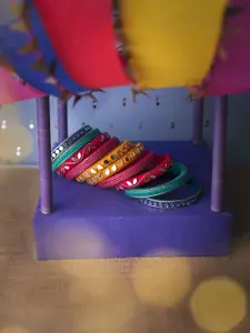 Taasha Craft Set Of 10 Mirror Work Bangles