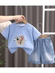 StyleCast x Revolte Boys Printed Round Neck T-shirt With Shorts