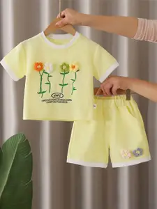 StyleCast x Revolte Girls Floral Printed Round Neck T-shirt With Shorts