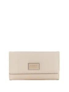 GUESS Women ABREE Textured Three Fold Wallet