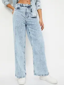 max Women Regular Fit Mid-Rise Heavy Fade Jeans