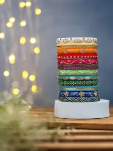 Taasha Craft Set Of 12 Thread Bangles