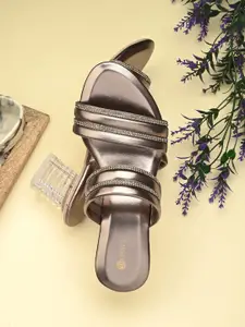 DIVASTRI Women Embellished Block Sandals