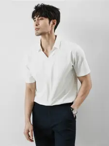 StyleCast Men Solid Polo Collar T-shirt