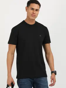 Calvin Klein Jeans Men Solid Round Neck Cotton T-Shirt