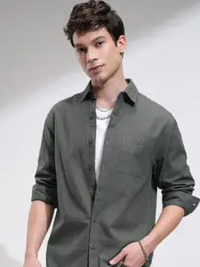 HIGHLANDER Men Relaxed Fit Spread Collar Textured Cotton Casual Shirt