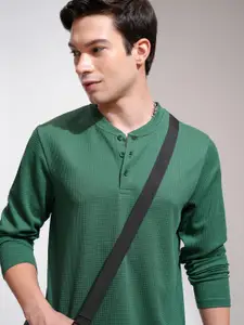 HIGHLANDER Men Self Design Henley Neck Relaxed Fit T-shirt