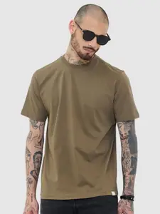 Snitch Men Solid Round Neck Cotton Slim Fit T-shirt