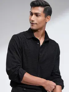 HIGHLANDER Men Slim Fit Spread Collar Textured Solid Casual Shirt