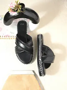 Styli Women Open Toe Flats