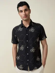 Thomas Scott Men Embroidered Regular Fit Casual Shirt