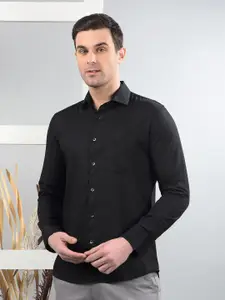 Crimsoune Club Men Classic Slim Fit Spread Collar Textured Cotton Casual Shirt