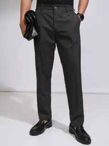 HIGHLANDER Men Soild Elasticated Relaxed Soft Trouser