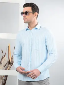 Crimsoune Club Men Classic Slim Fit Opaque Striped Casual Shirt