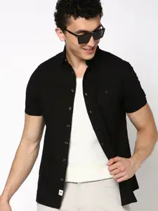 Blue Buddha Men Tailored Fit Spread Collar Solid Cotton Casual Shirt