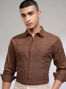 HIGHLANDER Men Slim Fit Spread Collar Checked Cotton Casual Shirt