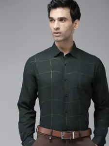 V Dot Slim Fit Opaque Checked Formal Shirt