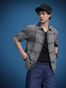 The Roadster Lifestyle Co. Comfort Tartan Checked Pure Cotton Oversized Casual Shirt