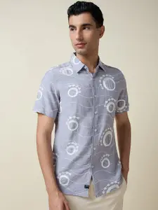 Thomas Scott Men Embroidered Regular Fit Casual Shirt