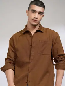 HIGHLANDER Men Cutaway Collar Textured Cotton Casual Shirt