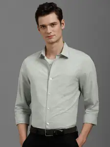 Louis Philippe Men Slim Fit Spread Collar Solid Formal Shirt