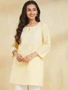 Fabindia Women Embroidered Extended Sleeves Kurta