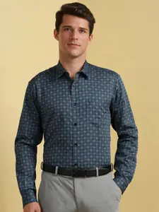 Allen Solly Men Slim Fit Spread Collar Floral Printed Cotton Formal Shirt