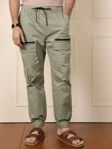 WROGN Men Relaxed-Fit Mid Rise Joggers