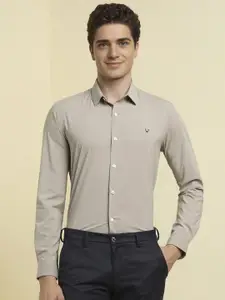 Allen Solly Men Slim Fit Spread Collar Solid Formal Shirt