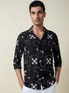 Thomas Scott Men Embroidered Regular Fit Casual Shirt