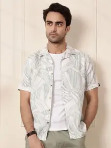 WROGN Men Comfort Fit Cuban Collar Abstract Printed Cotton Casual Shirt