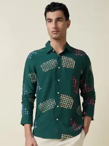 Thomas Scott Men Embroidered Regular Fit Casual Shirt